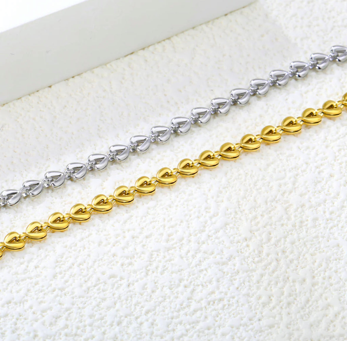 Small Heart Chain Round Tail Plaque Bracelet Stainless steel +18K Gold Plated